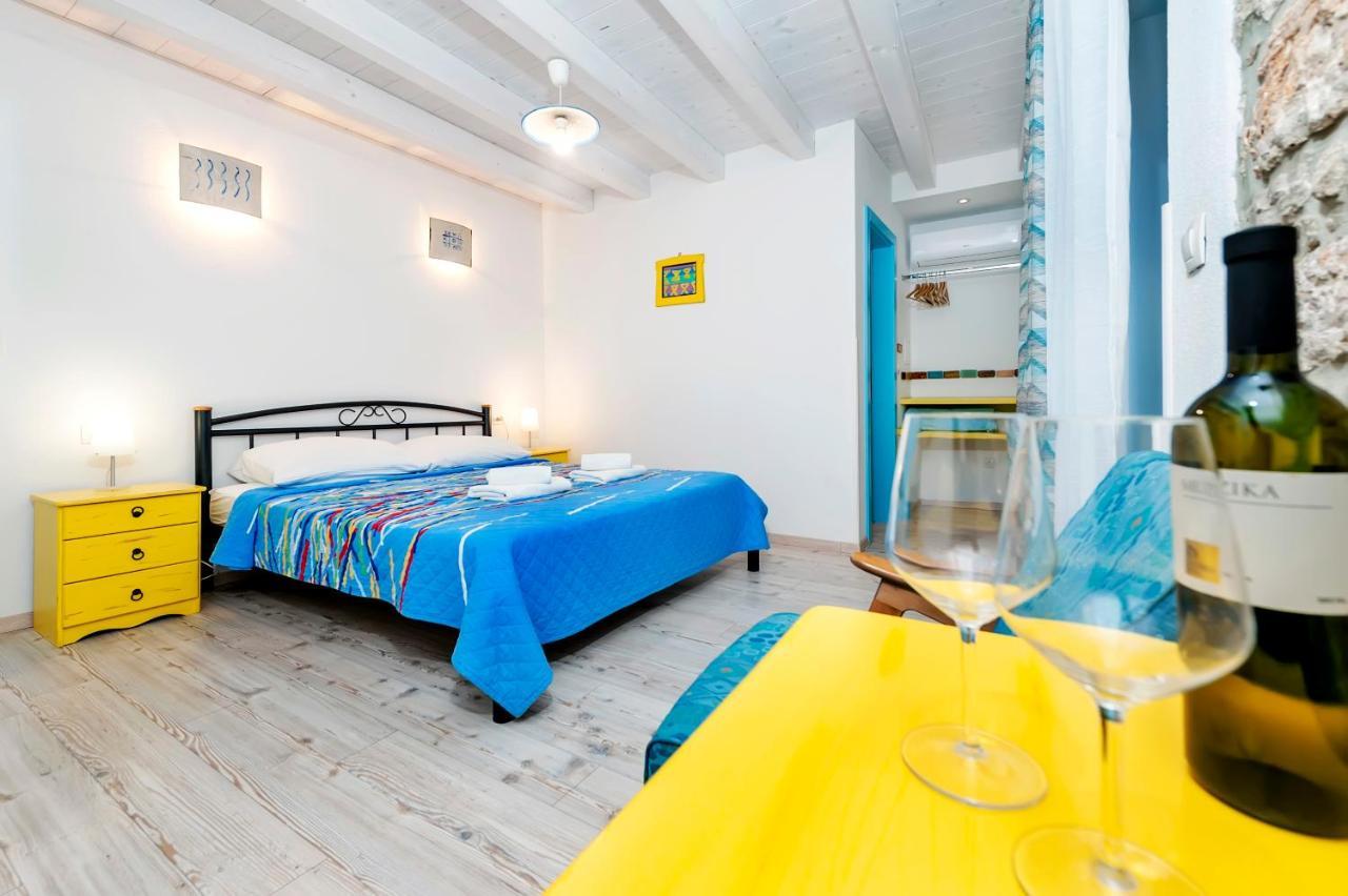 Apartments & Rooms La Casa Barbaro Rovinj Exterior photo